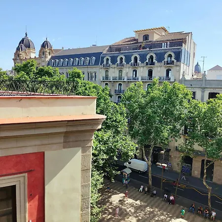 Penthouse In The Heart Of Barcelona. Rambla E